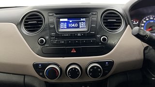 Used 2015 Hyundai Grand i10 [2013-2017] Sportz 1.1 CRDi Diesel Manual interior MUSIC SYSTEM & AC CONTROL VIEW