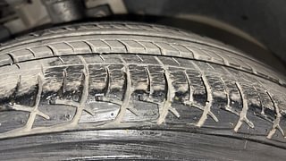 Used 2010 Ford Figo [2010-2015] Duratec Petrol ZXI 1.2 Petrol Manual tyres LEFT FRONT TYRE TREAD VIEW