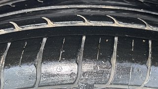 Used 2020 Hyundai New Santro 1.1 Asta MT Petrol Manual tyres RIGHT FRONT TYRE TREAD VIEW