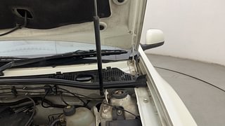 Used 2015 Nissan Terrano [2013-2017] XL Petrol Petrol Manual engine ENGINE LEFT SIDE HINGE & APRON VIEW