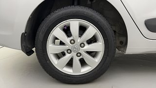 Used 2016 Hyundai Xcent [2014-2017] SX Petrol Petrol Manual tyres RIGHT REAR TYRE RIM VIEW