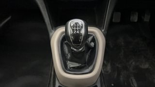 Used 2015 Hyundai Grand i10 [2013-2017] Sportz 1.1 CRDi Diesel Manual interior GEAR  KNOB VIEW