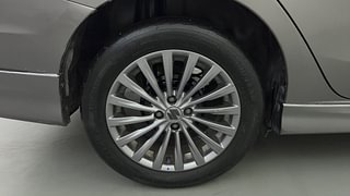 Used 2018 Maruti Suzuki Ciaz S Petrol Petrol Manual tyres RIGHT REAR TYRE RIM VIEW