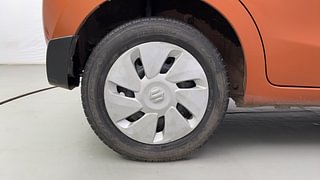Used 2020 Maruti Suzuki Celerio VXI AMT Petrol Automatic tyres RIGHT REAR TYRE RIM VIEW