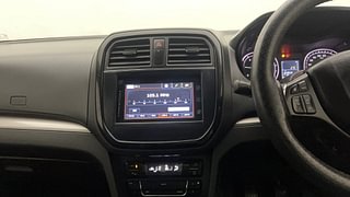 Used 2016 maruti-suzuki Vitara Brezza ZDI PLUS Dual Tone Diesel Manual interior MUSIC SYSTEM & AC CONTROL VIEW