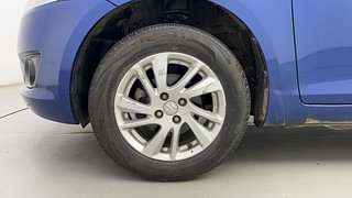 Used 2013 Maruti Suzuki Swift [2011-2017] ZXi Petrol Manual tyres LEFT FRONT TYRE RIM VIEW