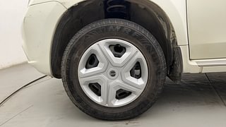 Used 2015 Nissan Terrano [2013-2017] XL Petrol Petrol Manual tyres LEFT FRONT TYRE RIM VIEW