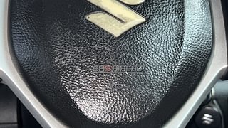 Used 2013 Maruti Suzuki Swift [2011-2017] ZXi Petrol Manual top_features Airbags