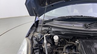 Used 2013 Maruti Suzuki Swift [2011-2017] ZXi Petrol Manual engine ENGINE RIGHT SIDE HINGE & APRON VIEW