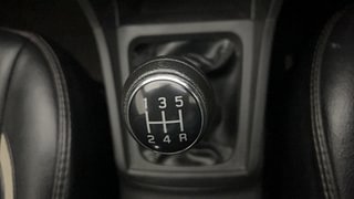 Used 2016 maruti-suzuki Vitara Brezza ZDI PLUS Dual Tone Diesel Manual interior GEAR  KNOB VIEW