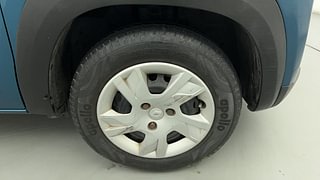 Used 2021 renault Kwid 1.0 RXT Opt Petrol Manual tyres RIGHT FRONT TYRE RIM VIEW