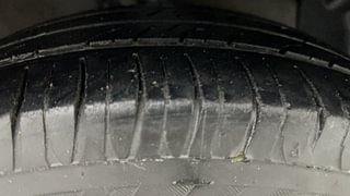 Used 2016 Hyundai Xcent [2014-2017] SX Petrol Petrol Manual tyres RIGHT FRONT TYRE TREAD VIEW