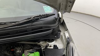 Used 2016 Hyundai Xcent [2014-2017] SX Petrol Petrol Manual engine ENGINE LEFT SIDE HINGE & APRON VIEW