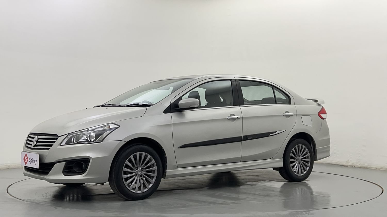 LEFT FRONT CORNER VIEW