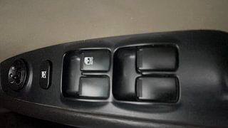 Used 2013 Hyundai i10 [2010-2016] Sportz 1.2 Petrol Petrol Manual top_features Power windows