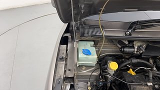 Used 2017 Renault Kwid [2017-2019] RXT 1.0 SCE Special Petrol Manual engine ENGINE RIGHT SIDE HINGE & APRON VIEW