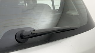 Used 2015 Maruti Suzuki Swift [2011-2017] ZXi Petrol Manual top_features Rear wiper