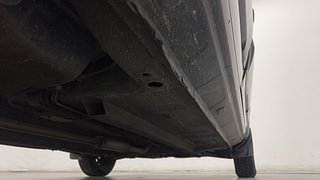 Used 2017 Renault Kwid [2017-2019] RXT 1.0 SCE Special Petrol Manual extra REAR RIGHT UNDERBODY VIEW