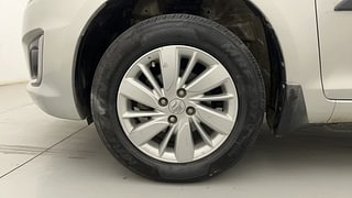 Used 2015 Maruti Suzuki Swift [2011-2017] ZXi Petrol Manual tyres LEFT FRONT TYRE RIM VIEW