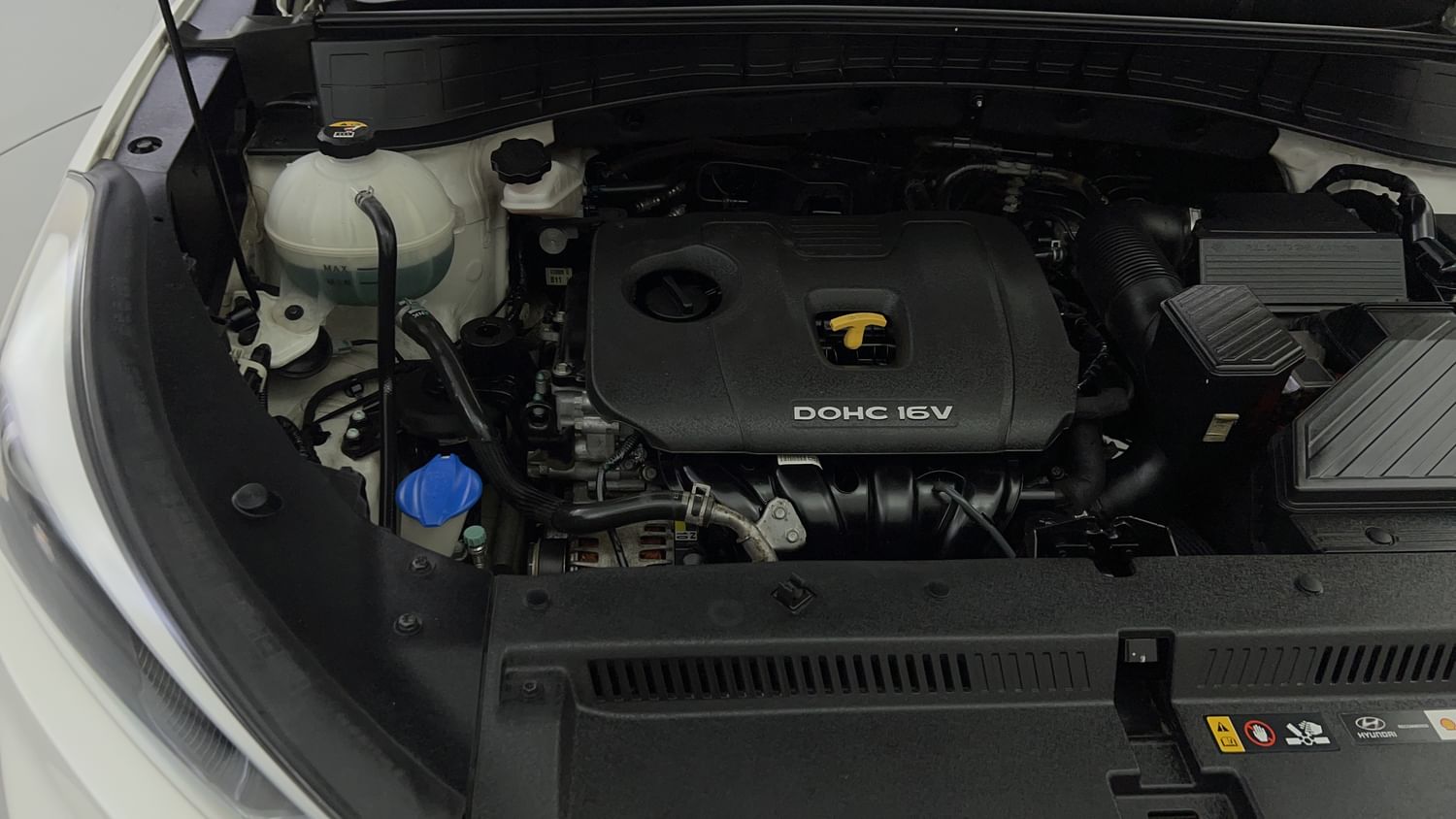 New Hyundai Tucson engine ENGINE RIGHT SIDE VIEW