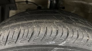 Used 2015 Maruti Suzuki Swift [2011-2017] ZXi Petrol Manual tyres LEFT FRONT TYRE TREAD VIEW
