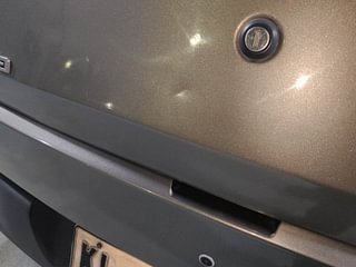 Used 2016 Mahindra KUV100 [2015-2017] K2 6 STR Petrol Manual dents MINOR DENT