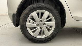Used 2015 Maruti Suzuki Swift [2011-2017] ZXi Petrol Manual tyres RIGHT REAR TYRE RIM VIEW