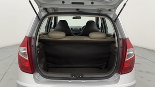 Used 2013 Hyundai i10 [2010-2016] Sportz 1.2 Petrol Petrol Manual interior DICKY INSIDE VIEW