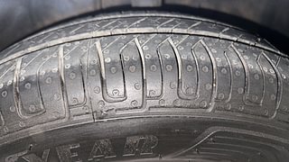 Used 2019 Datsun Redi-GO [2015-2019] A Petrol Manual tyres RIGHT FRONT TYRE TREAD VIEW