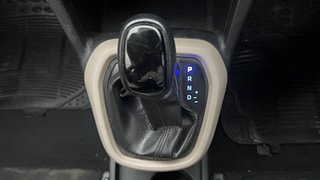 Used 2018 Hyundai Grand i10 [2017-2020] Sportz AT 1.2 Kappa VTVT Petrol Automatic interior GEAR  KNOB VIEW