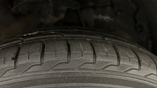 Used 2016 Hyundai Eon [2011-2018] Sportz Petrol Manual tyres RIGHT FRONT TYRE TREAD VIEW