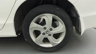 Used 2014 Honda City [2014-2017] V Petrol Manual tyres LEFT REAR TYRE RIM VIEW