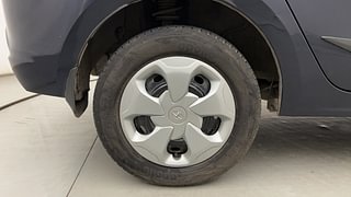 Used 2022 Tata Tigor XM Petrol Manual tyres RIGHT REAR TYRE RIM VIEW
