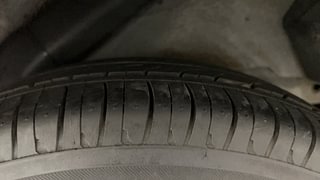 Used 2013 Hyundai i10 [2010-2016] Sportz 1.2 Petrol Petrol Manual tyres LEFT REAR TYRE TREAD VIEW