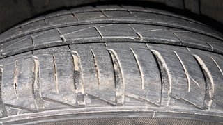 Used 2021 Renault Kwid CLIMBER 1.0 Opt Petrol Manual tyres RIGHT REAR TYRE TREAD VIEW