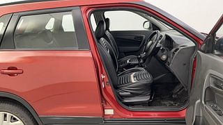 Used 2018 Maruti Suzuki Vitara Brezza [2016-2020] VDi Diesel Manual interior RIGHT SIDE FRONT DOOR CABIN VIEW