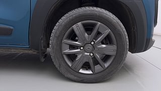 Used 2021 Renault Kwid CLIMBER 1.0 Opt Petrol Manual tyres RIGHT FRONT TYRE RIM VIEW