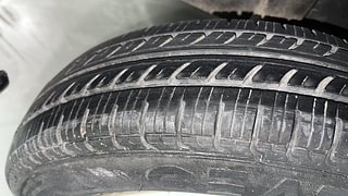 Used 2019 Renault Kwid [2015-2019] RXL Petrol Manual tyres RIGHT REAR TYRE TREAD VIEW