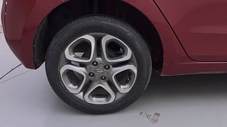 Used 2020 Hyundai Elite i20 [2018-2020] Sportz Plus 1.2 Dual Tone Petrol Manual tyres RIGHT REAR TYRE RIM VIEW