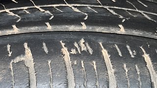 Used 2018 Maruti Suzuki Vitara Brezza [2016-2020] VDi Diesel Manual tyres LEFT REAR TYRE TREAD VIEW