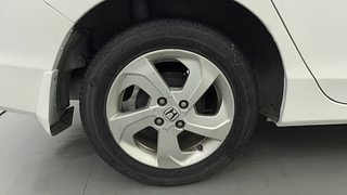 Used 2014 Honda City [2014-2017] V Petrol Manual tyres RIGHT REAR TYRE RIM VIEW