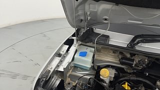 Used 2019 Renault Kwid [2015-2019] RXL Petrol Manual engine ENGINE RIGHT SIDE HINGE & APRON VIEW