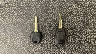 Used 2016 Hyundai Eon [2011-2018] Sportz Petrol Manual extra CAR KEY VIEW
