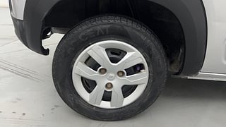Used 2019 Renault Kwid [2015-2019] RXL Petrol Manual tyres RIGHT REAR TYRE RIM VIEW