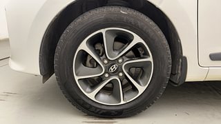 Used 2018 Hyundai Grand i10 [2017-2020] Sportz AT 1.2 Kappa VTVT Petrol Automatic tyres LEFT FRONT TYRE RIM VIEW