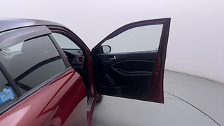 Used 2020 Hyundai Elite i20 [2018-2020] Sportz Plus 1.2 Dual Tone Petrol Manual interior RIGHT FRONT DOOR OPEN VIEW