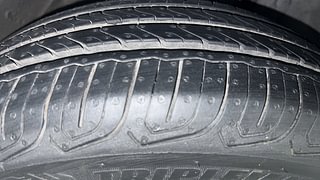 Used 2014 Honda City [2014-2017] V Petrol Manual tyres RIGHT FRONT TYRE TREAD VIEW