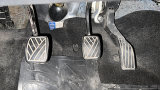 Used 2017 Maruti Suzuki Swift [2011-2017] VXi Petrol Manual interior PEDALS VIEW