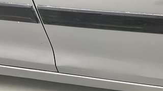Used 2017 Maruti Suzuki Swift [2011-2017] VXi Petrol Manual dents MINOR SCRATCH