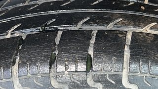 Used 2017 Maruti Suzuki Swift [2011-2017] VXi Petrol Manual tyres LEFT REAR TYRE TREAD VIEW